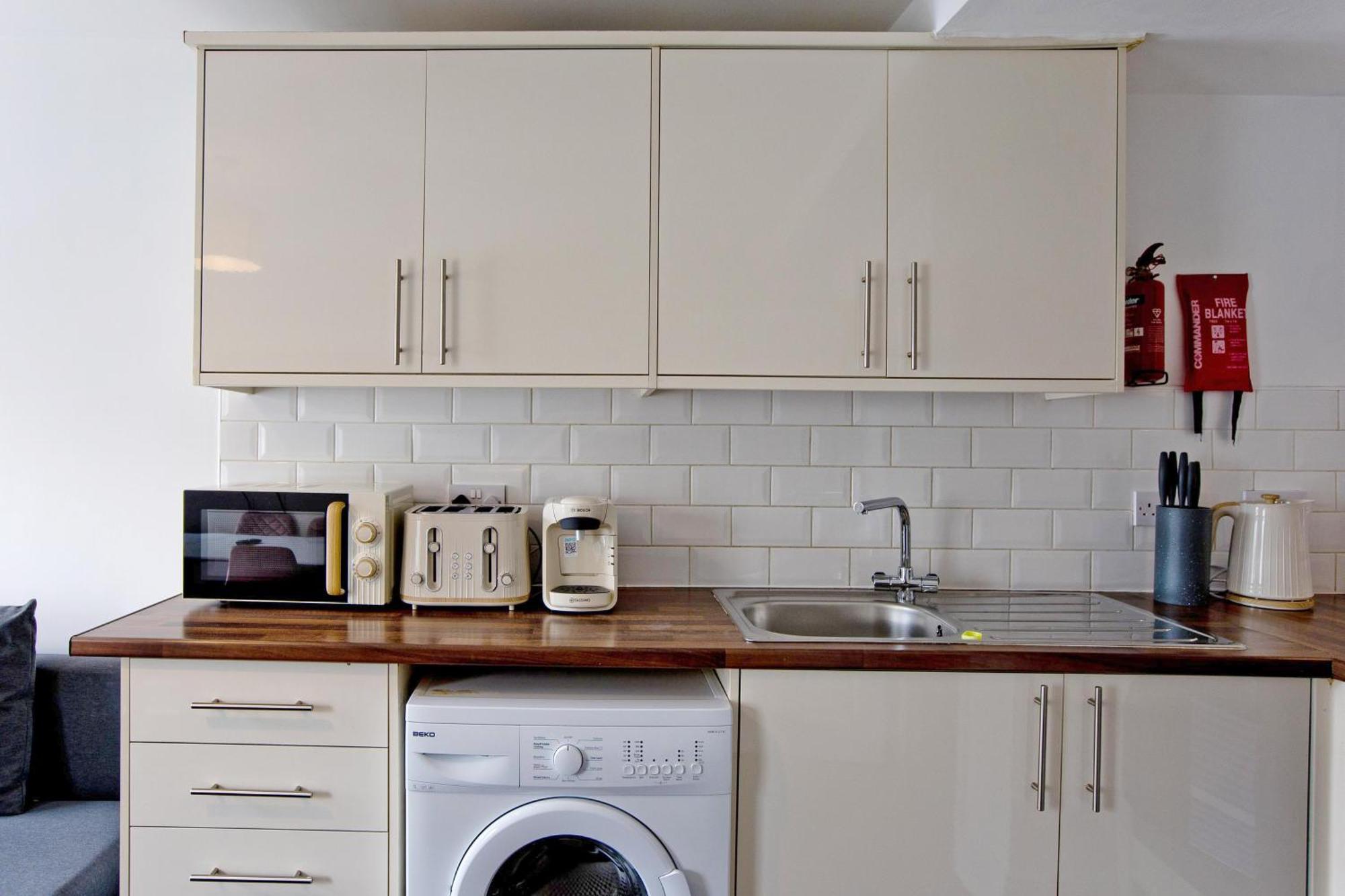 Imperial Corner House-Whitechapel Apartment Londra Esterno foto