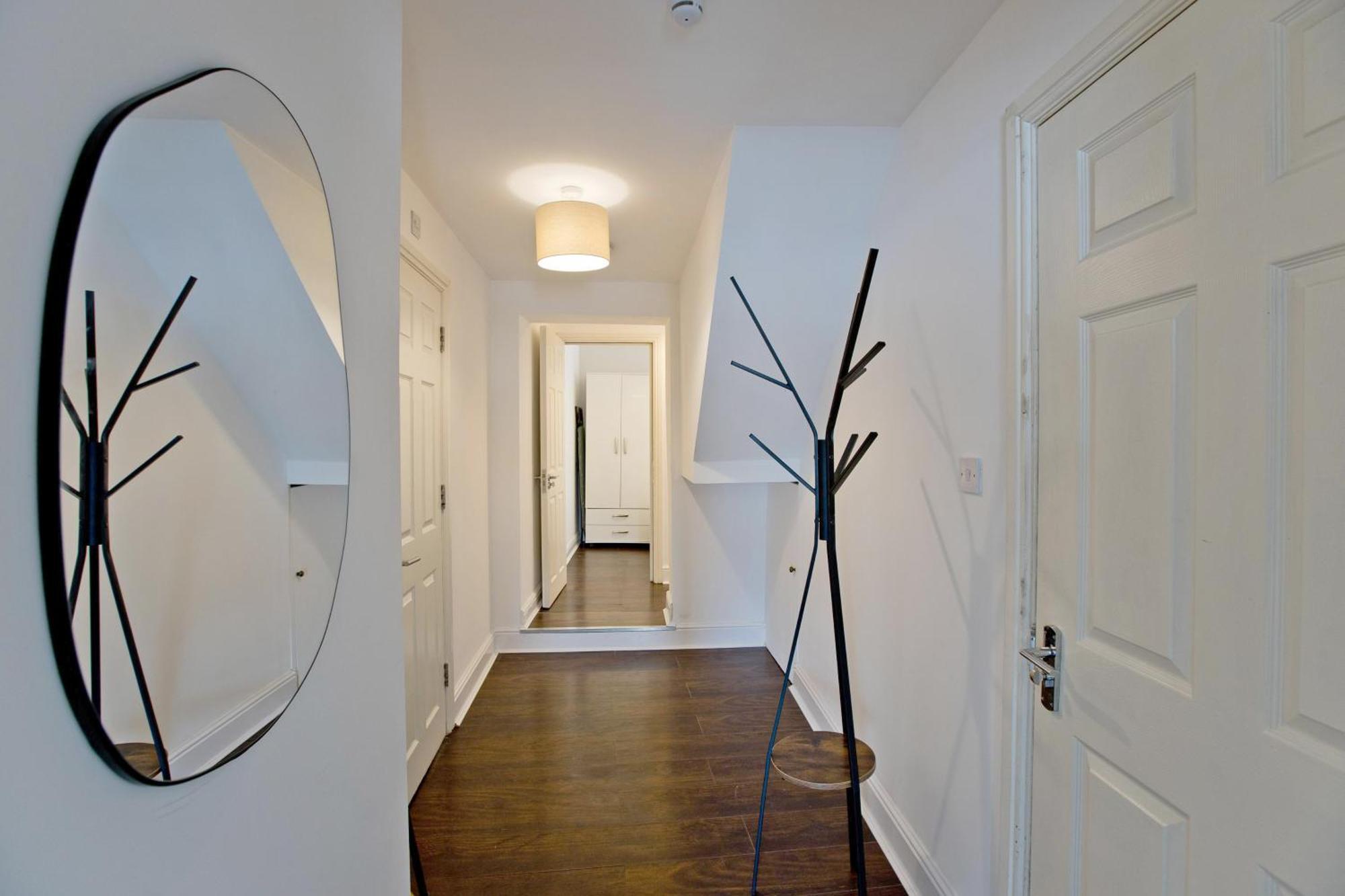 Imperial Corner House-Whitechapel Apartment Londra Esterno foto