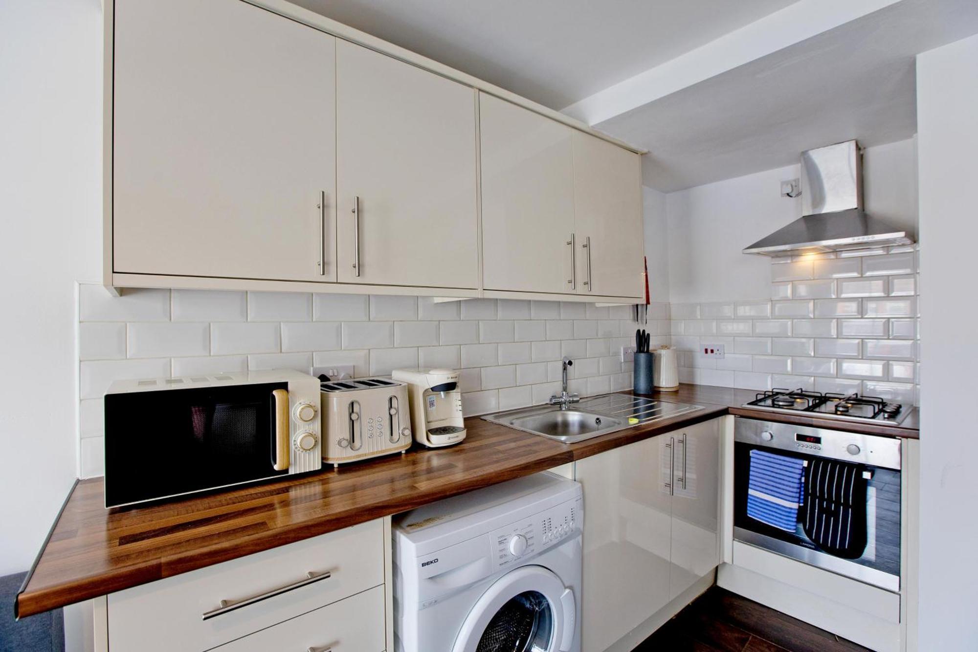 Imperial Corner House-Whitechapel Apartment Londra Esterno foto