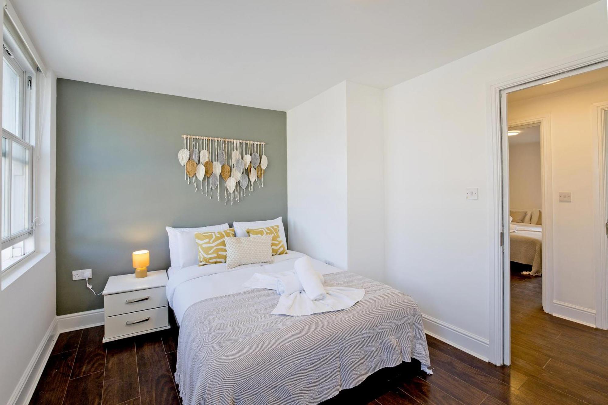 Imperial Corner House-Whitechapel Apartment Londra Esterno foto