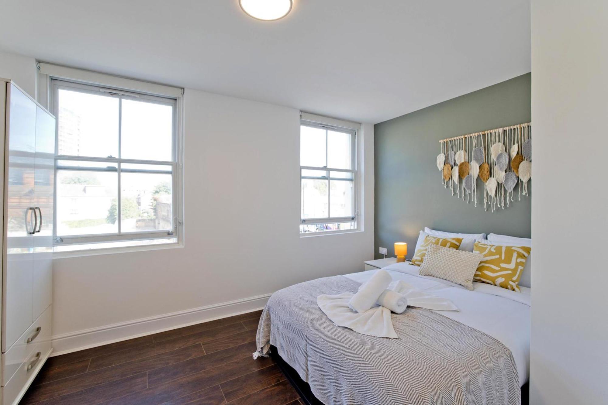 Imperial Corner House-Whitechapel Apartment Londra Esterno foto
