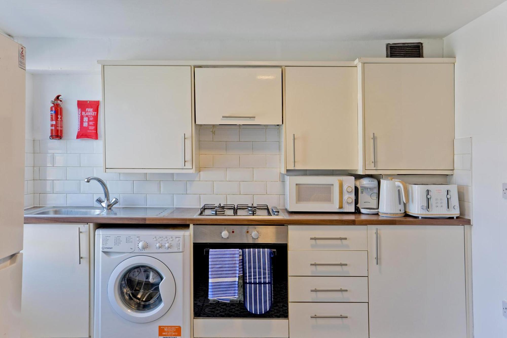 Imperial Corner House-Whitechapel Apartment Londra Esterno foto