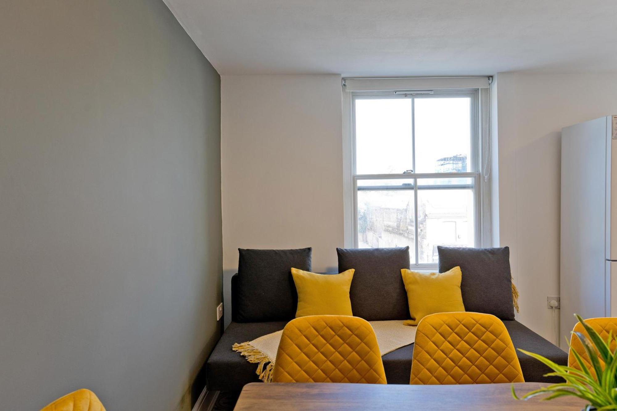 Imperial Corner House-Whitechapel Apartment Londra Esterno foto